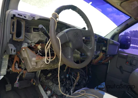 2007 Chevrolet Express Work Van from USA, damaged, VIN 1GCGG25V371124133